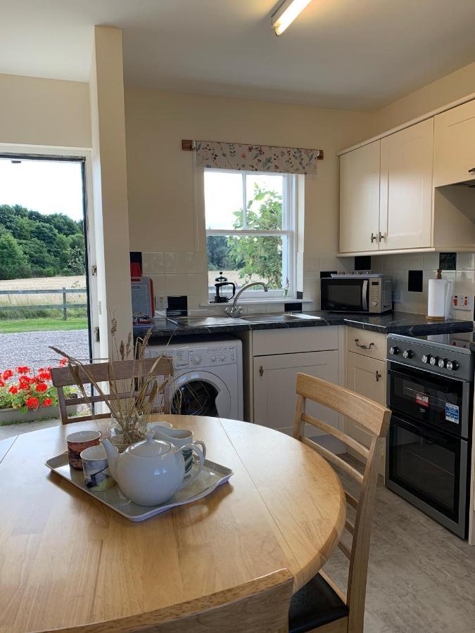 Ploughmans Cottage Forres Esterno foto